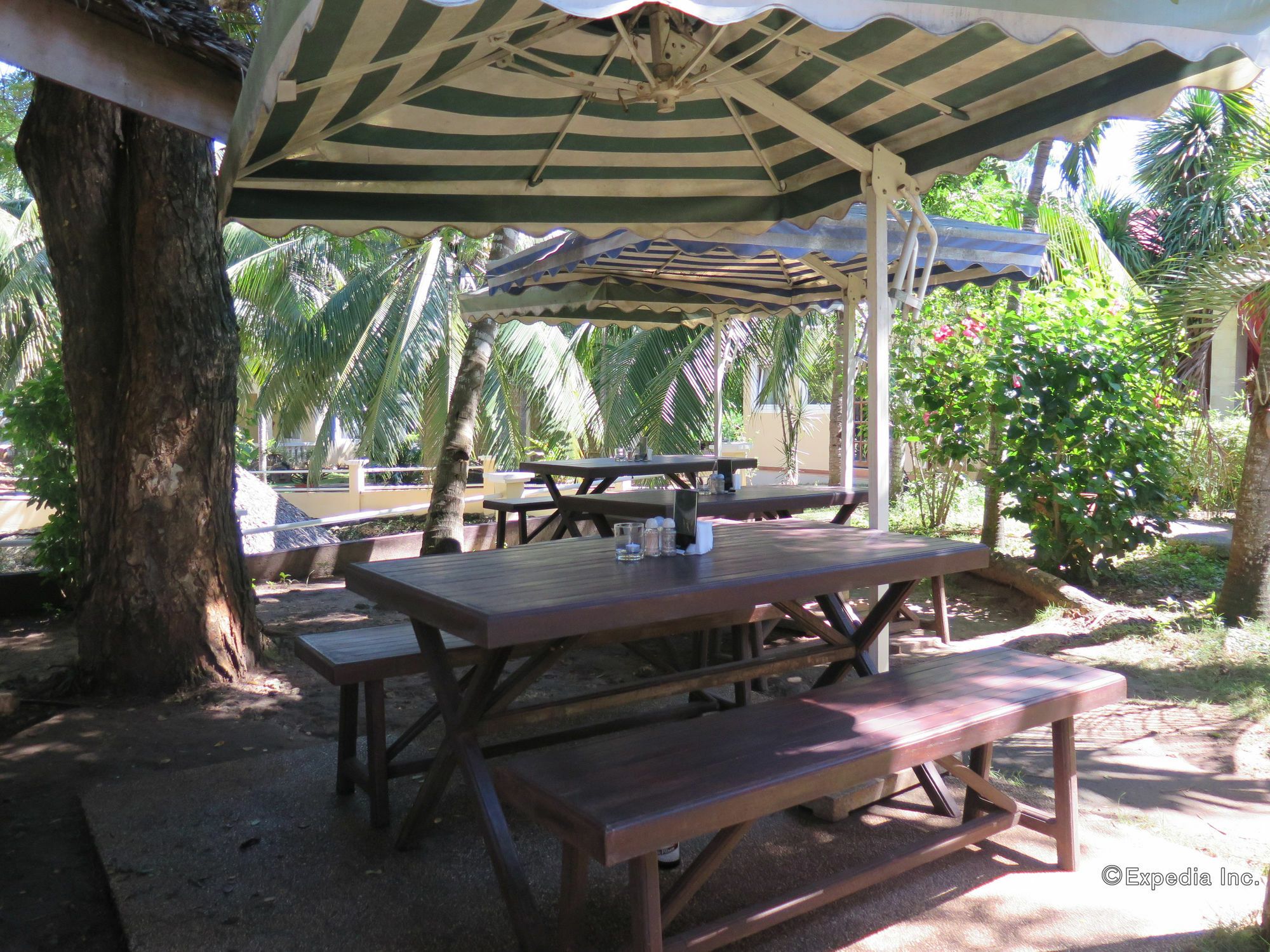 Sun Apartelle Panglao Exterior photo